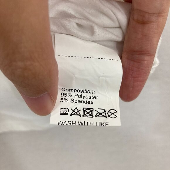 New ROMWE Women's Black White Graphic Short Sleeve Crop Top Medium - Picture 6 of 8